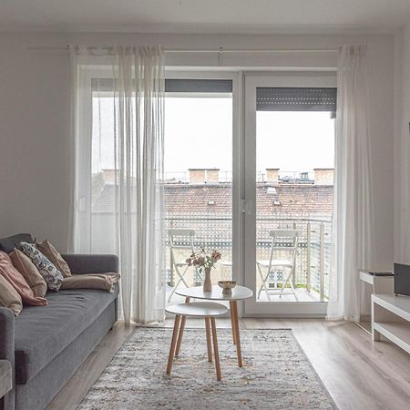 Dob36 Apartment With Free Private Parking And Balcony Budapeşte Dış mekan fotoğraf