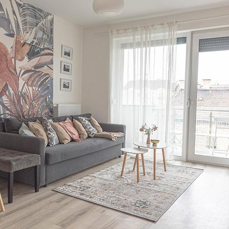 Dob36 Apartment With Free Private Parking And Balcony Budapeşte Dış mekan fotoğraf